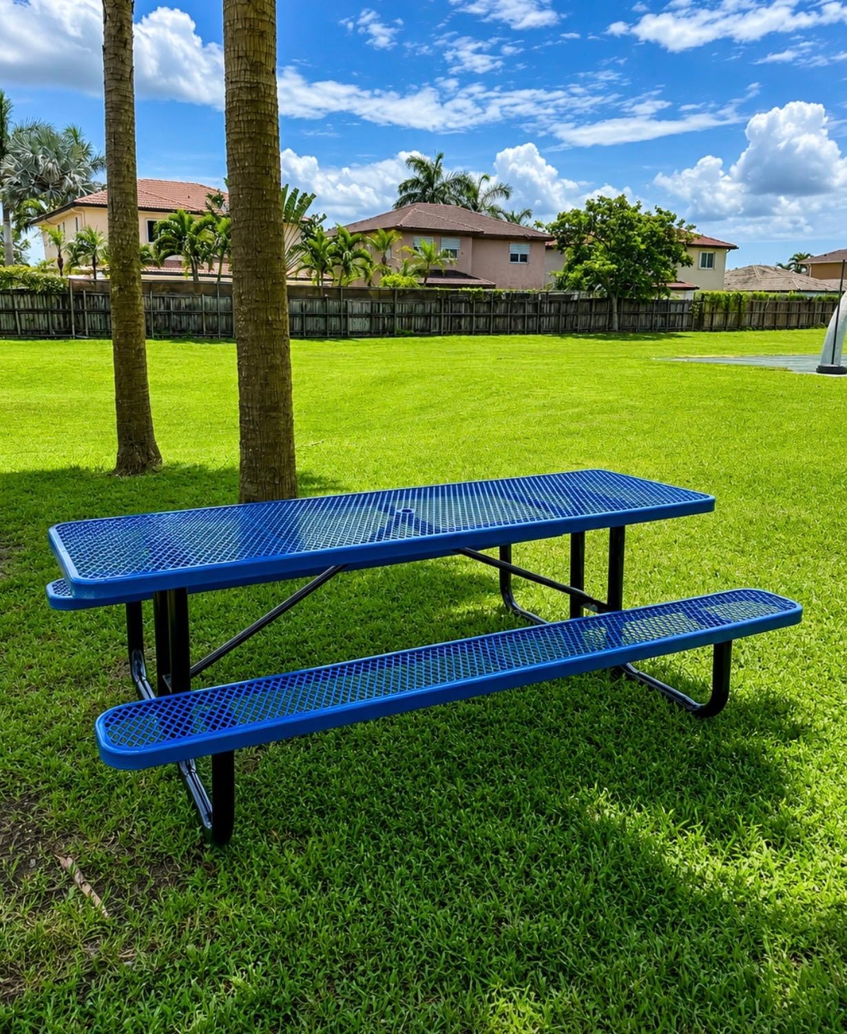 New outdoor picnic table